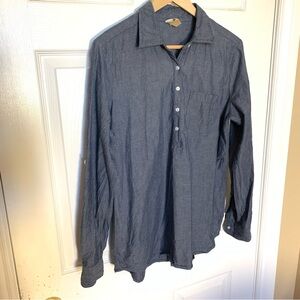 Véro Women’s Navy Half Button Down Shirt - Size Large